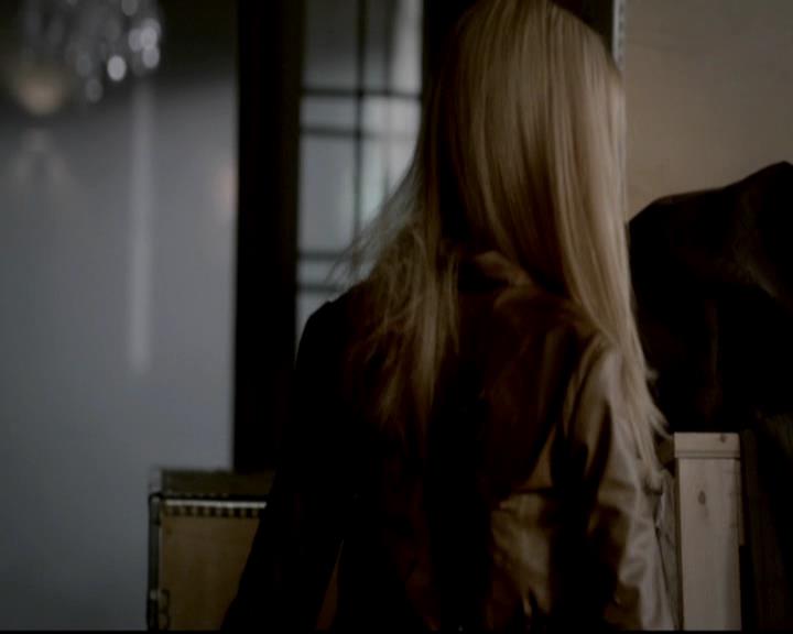 VampireDiariesWorld-dot-org_4x01GrowingPains0690.jpg