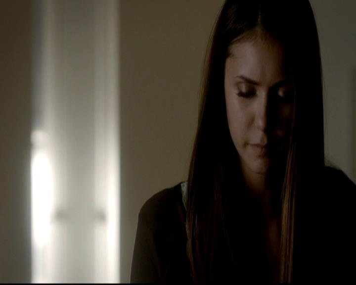 VampireDiariesWorld-dot-org_4x01GrowingPains0705.jpg