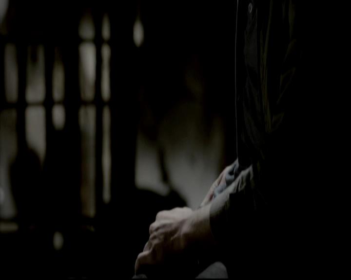 VampireDiariesWorld-dot-org_4x01GrowingPains0721.jpg