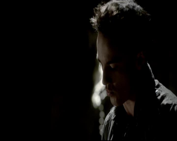 VampireDiariesWorld-dot-org_4x01GrowingPains0725.jpg