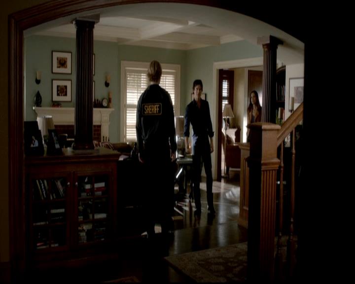 VampireDiariesWorld-dot-org_4x01GrowingPains0826.jpg