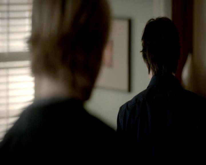 VampireDiariesWorld-dot-org_4x01GrowingPains0847.jpg