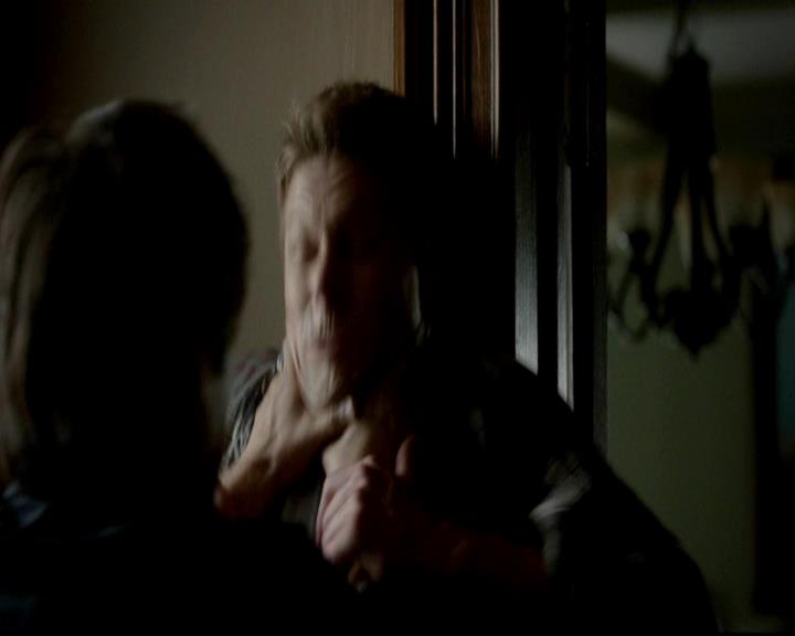 VampireDiariesWorld-dot-org_4x01GrowingPains0852.jpg