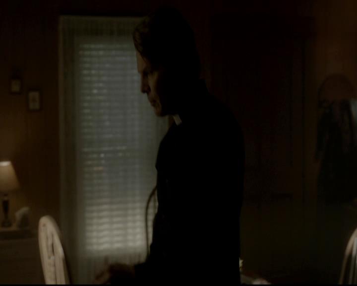 VampireDiariesWorld-dot-org_4x01GrowingPains0874.jpg