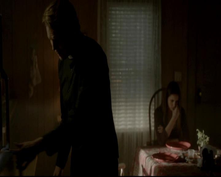 VampireDiariesWorld-dot-org_4x01GrowingPains0875.jpg