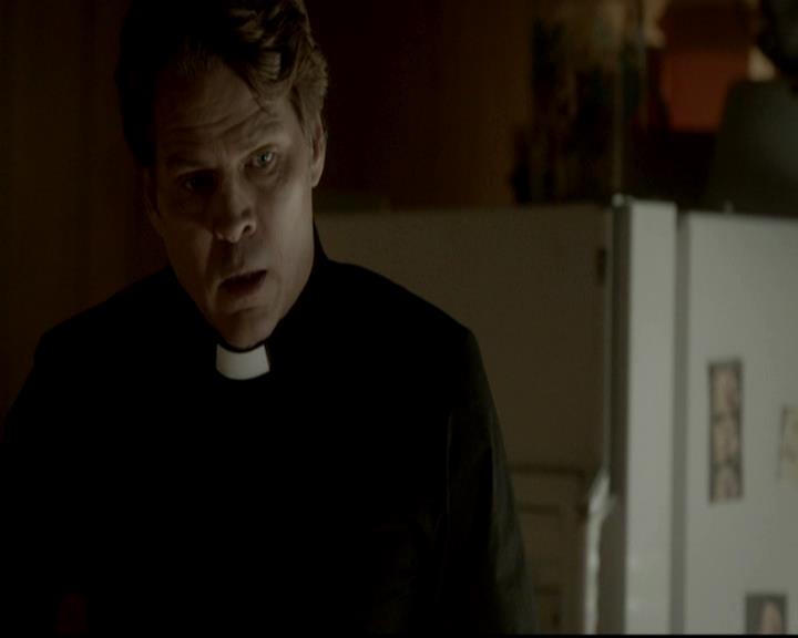 VampireDiariesWorld-dot-org_4x01GrowingPains0899.jpg