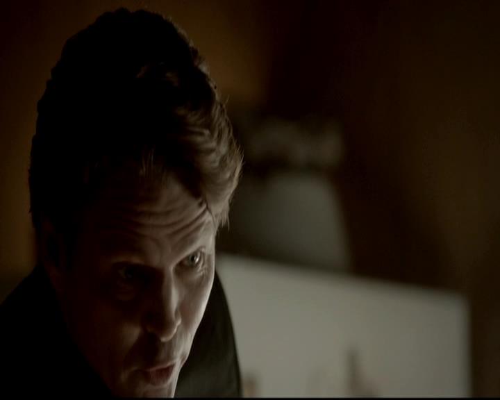 VampireDiariesWorld-dot-org_4x01GrowingPains0932.jpg