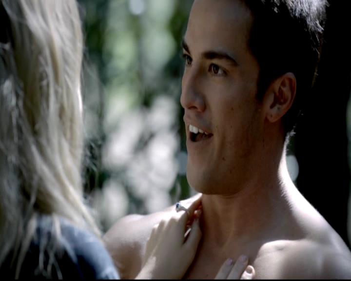 VampireDiariesWorld-dot-org_4x01GrowingPains0998.jpg