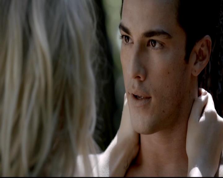 VampireDiariesWorld-dot-org_4x01GrowingPains1016.jpg