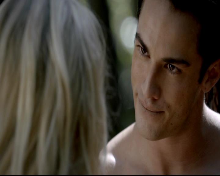 VampireDiariesWorld-dot-org_4x01GrowingPains1025.jpg