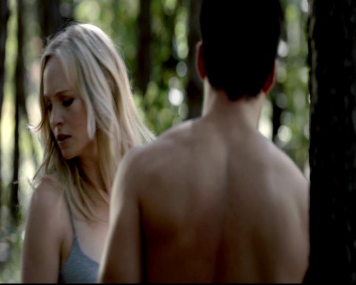 VampireDiariesWorld-dot-org_4x01GrowingPains1035.jpg