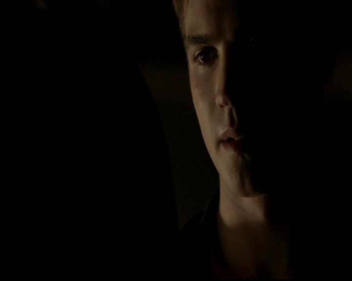 VampireDiariesWorld-dot-org_4x01GrowingPains1120.jpg