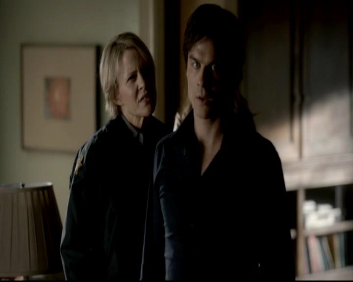 VampireDiariesWorld-dot-org_4x01GrowingPains1122.jpg