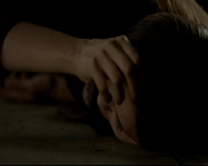 VampireDiariesWorld-dot-org_4x01GrowingPains1148.jpg