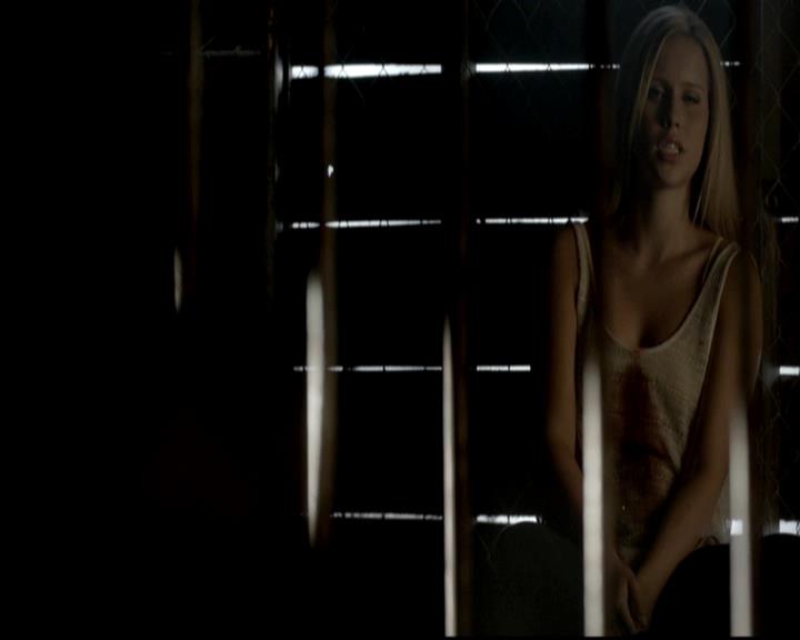 VampireDiariesWorld-dot-org_4x01GrowingPains1201.jpg