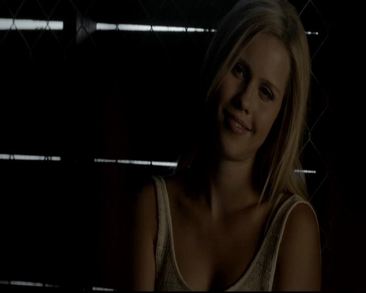 VampireDiariesWorld-dot-org_4x01GrowingPains1210.jpg