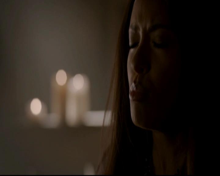 VampireDiariesWorld-dot-org_4x01GrowingPains1230.jpg