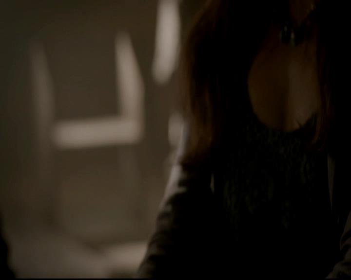 VampireDiariesWorld-dot-org_4x01GrowingPains1234.jpg