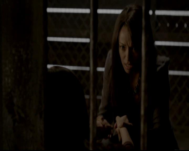 VampireDiariesWorld-dot-org_4x01GrowingPains1287.jpg