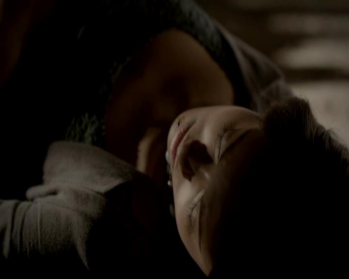 VampireDiariesWorld-dot-org_4x01GrowingPains1342.jpg