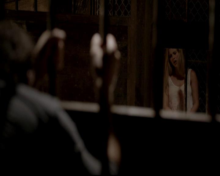 VampireDiariesWorld-dot-org_4x01GrowingPains1384.jpg