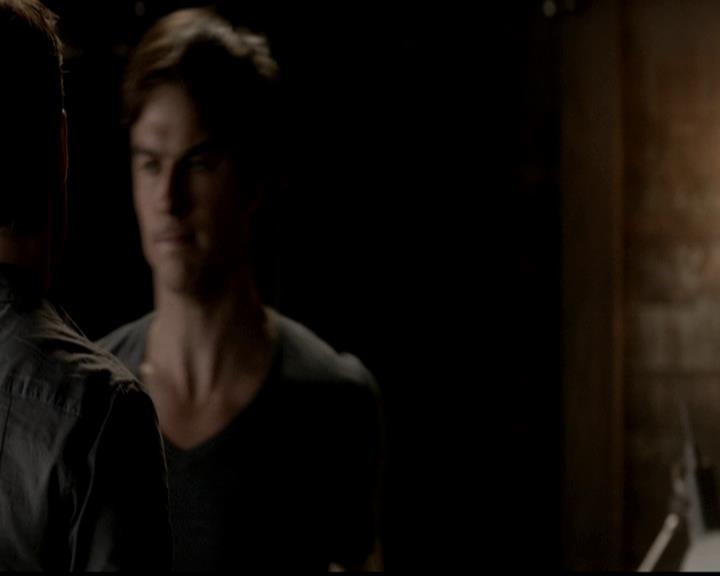 VampireDiariesWorld-dot-org_4x02Memorial0082.jpg