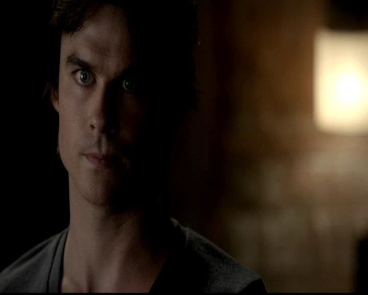 VampireDiariesWorld-dot-org_4x02Memorial0129.jpg