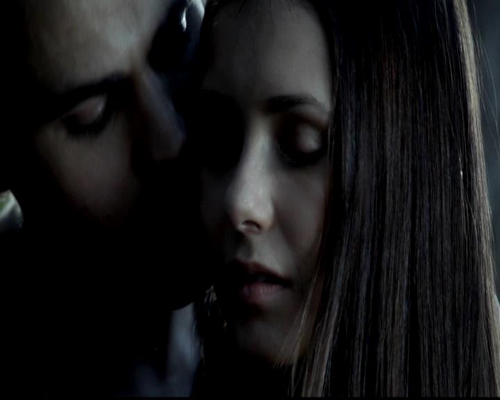 VampireDiariesWorld-dot-org_4x02Memorial0163.jpg