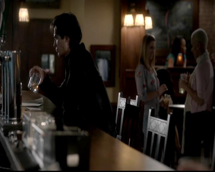 VampireDiariesWorld-dot-org_4x02Memorial0319.jpg