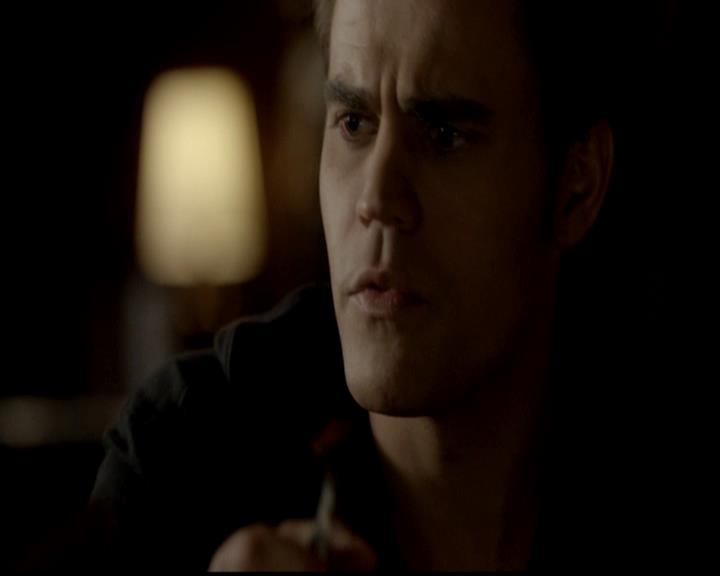 VampireDiariesWorld-dot-org_4x02Memorial0730.jpg