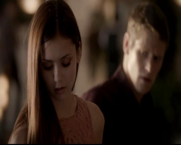 VampireDiariesWorld-dot-org_4x02Memorial0767.jpg