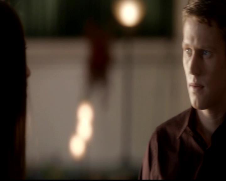 VampireDiariesWorld-dot-org_4x02Memorial0779.jpg