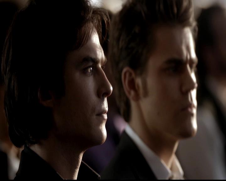 VampireDiariesWorld-dot-org_4x02Memorial1385.jpg