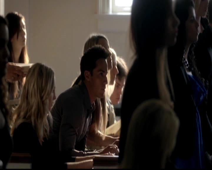 VampireDiariesWorld-dot-org_4x02Memorial1422.jpg