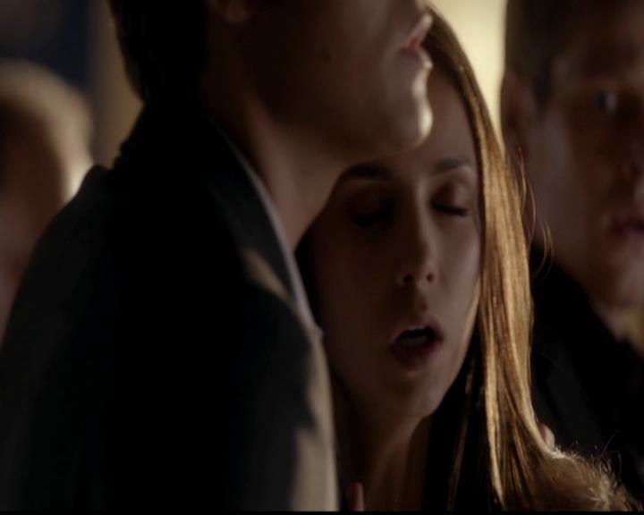 VampireDiariesWorld-dot-org_4x02Memorial1432.jpg