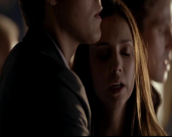 VampireDiariesWorld-dot-org_4x02Memorial1433.jpg