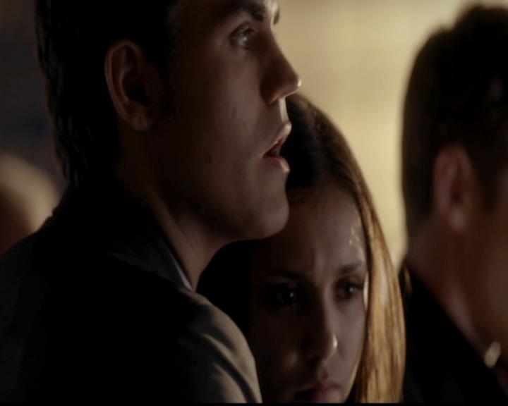 VampireDiariesWorld-dot-org_4x02Memorial1437.jpg