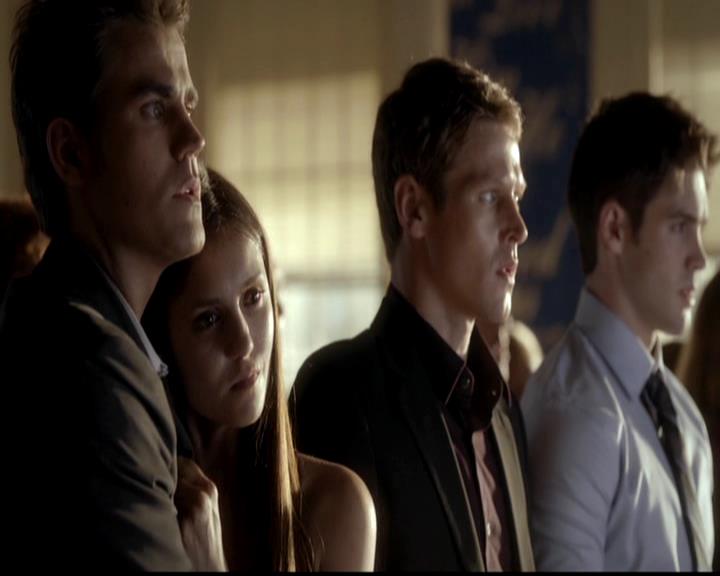 VampireDiariesWorld-dot-org_4x02Memorial1453.jpg