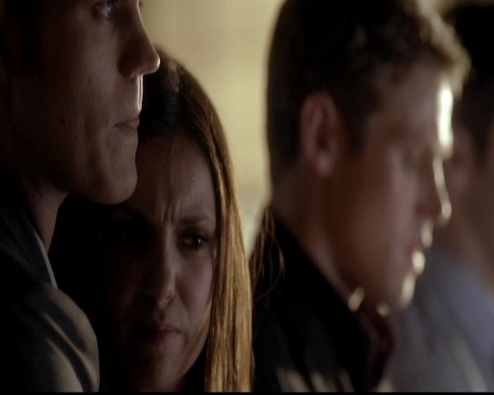 VampireDiariesWorld-dot-org_4x02Memorial1458.jpg