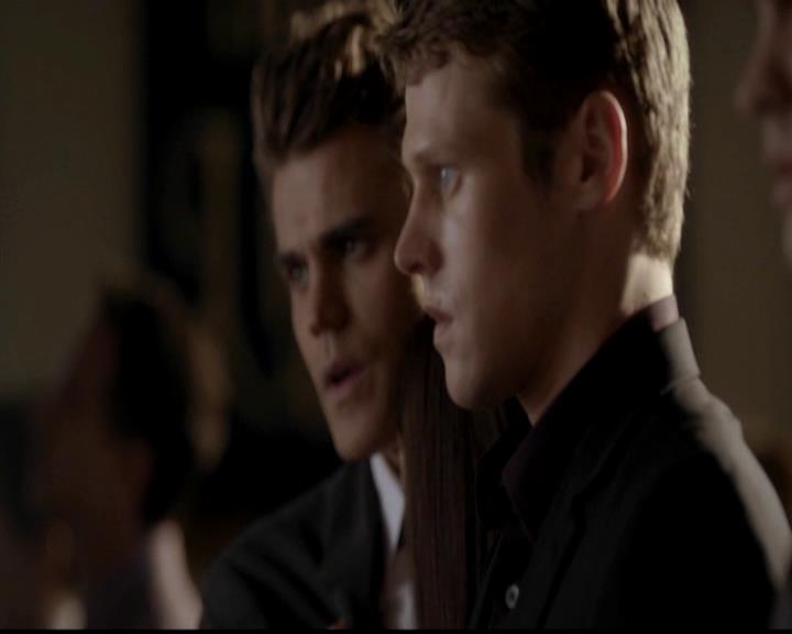 VampireDiariesWorld-dot-org_4x02Memorial1460.jpg