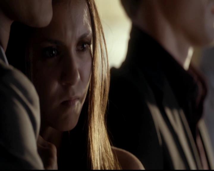 VampireDiariesWorld-dot-org_4x02Memorial1466.jpg