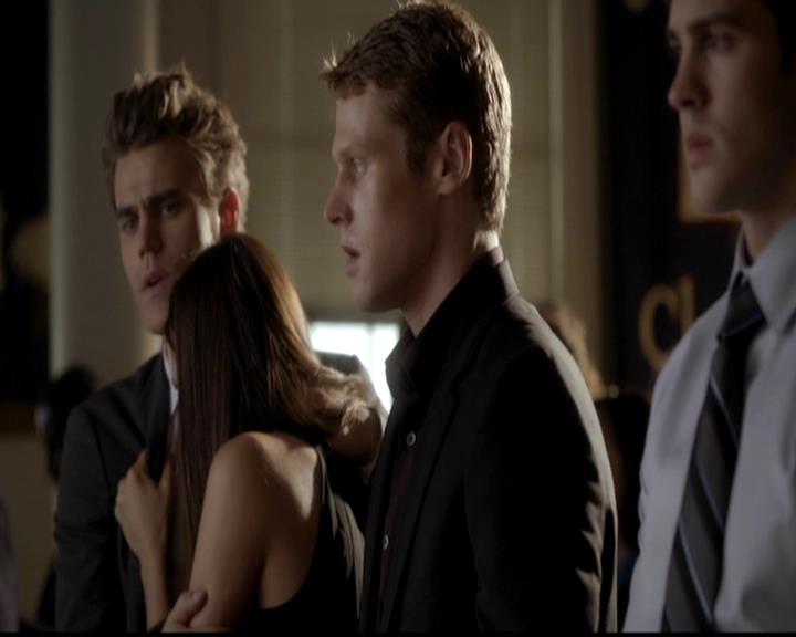 VampireDiariesWorld-dot-org_4x02Memorial1474.jpg