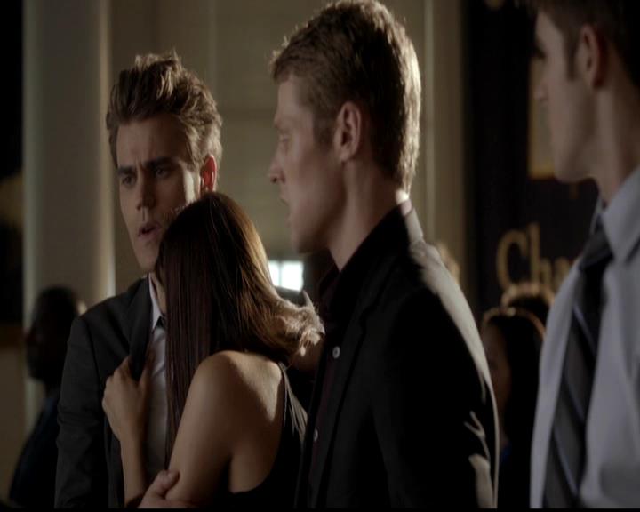 VampireDiariesWorld-dot-org_4x02Memorial1475.jpg