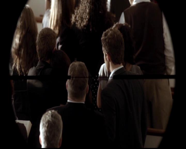 VampireDiariesWorld-dot-org_4x02Memorial1487.jpg