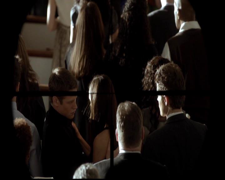 VampireDiariesWorld-dot-org_4x02Memorial1518.jpg