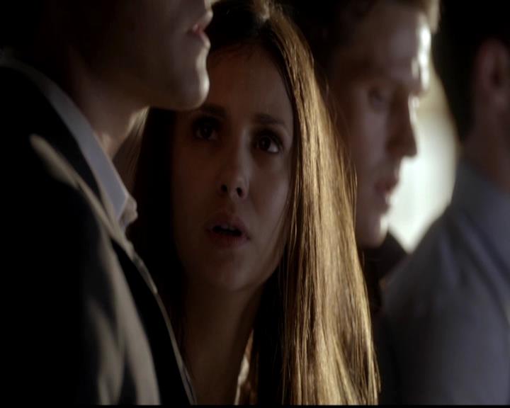 VampireDiariesWorld-dot-org_4x02Memorial1531.jpg