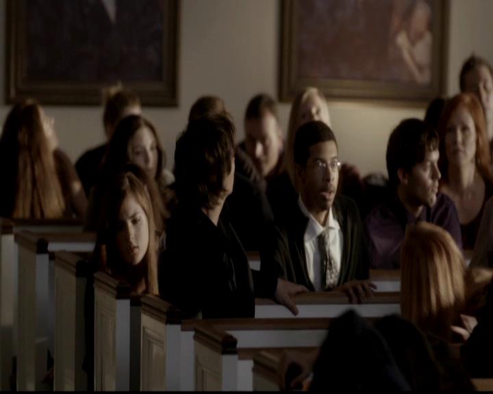 VampireDiariesWorld-dot-org_4x02Memorial1566.jpg