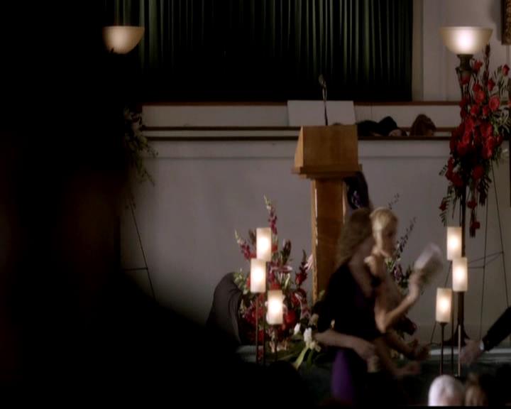 VampireDiariesWorld-dot-org_4x02Memorial1576.jpg