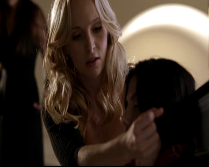 VampireDiariesWorld-dot-org_4x02Memorial1684.jpg