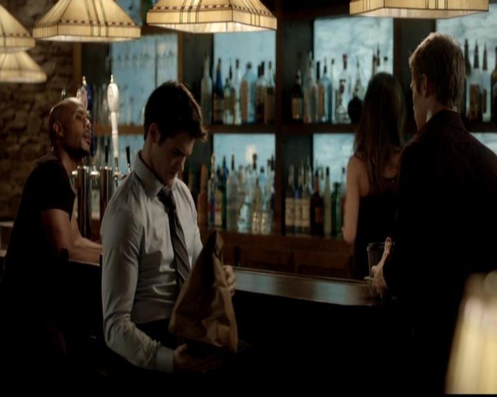 VampireDiariesWorld-dot-org_4x02Memorial1780.jpg